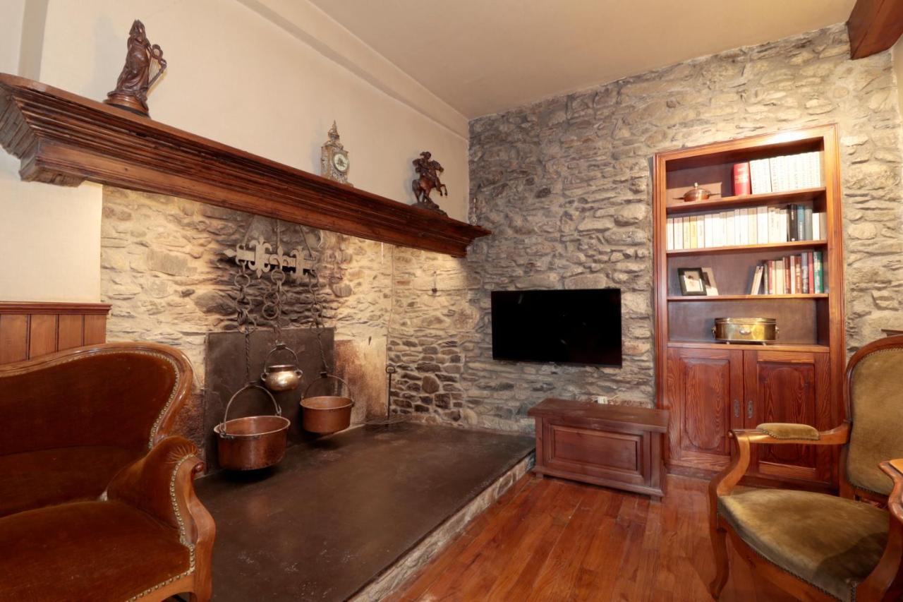 Casa Passeg Dera Libertat 8 Villa Vielha Ngoại thất bức ảnh